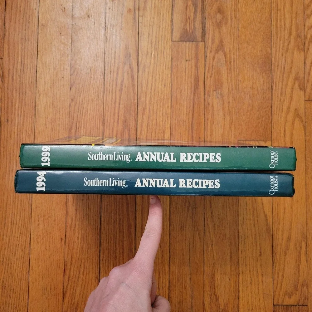 Southern Living Annual Recipes 1994 and 1999 Cookbook Set Vintage Decor‎ Holiday